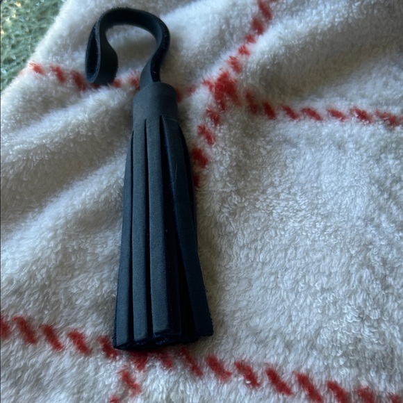 Portland Leather Goods Classic Tassel in Deep Water - Picture 3 of 5